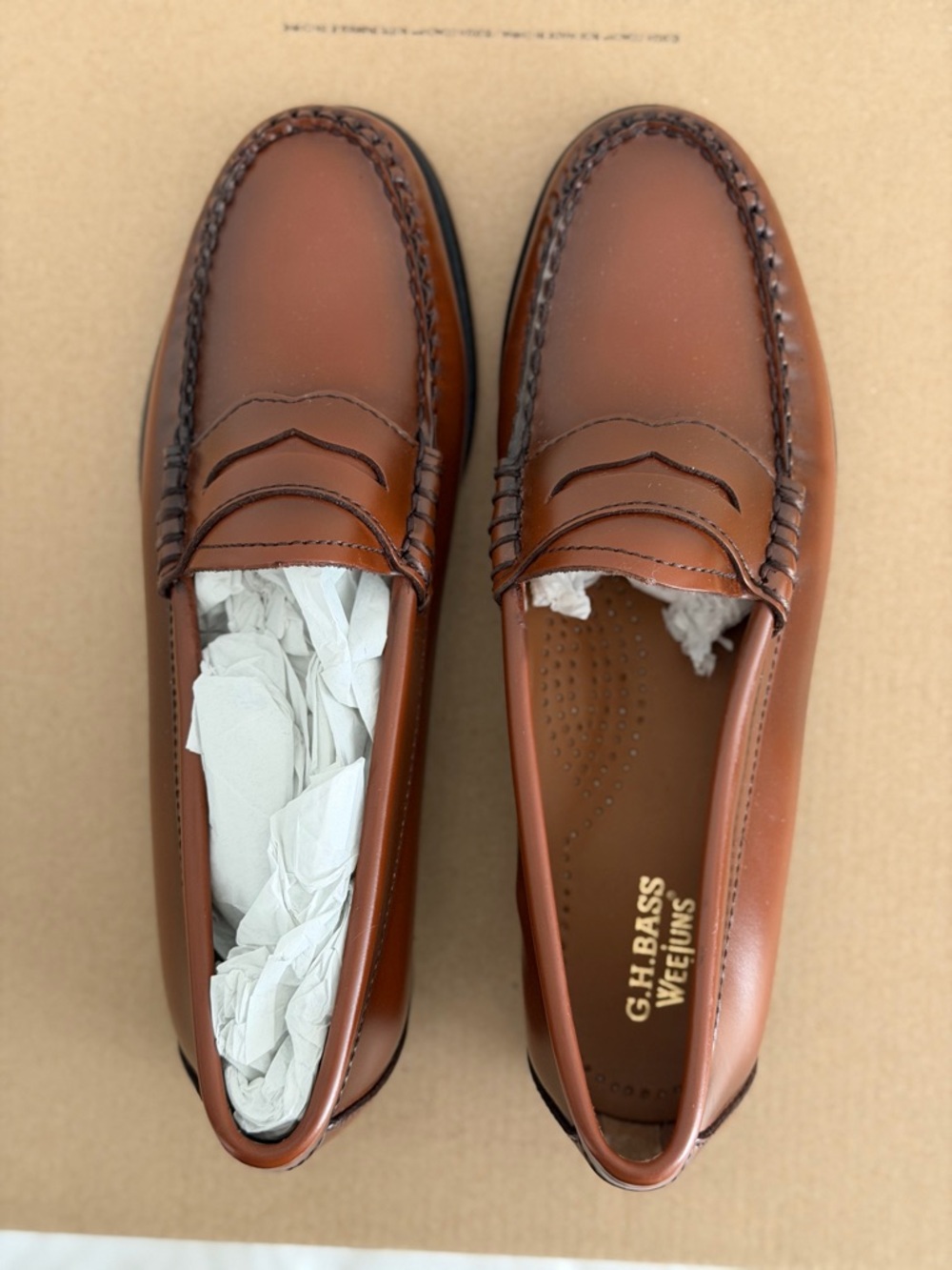 G.H. Bass Whitney Weejuns Penny Loafers in Cognac, Size 6.5 - Picture 4 of 10